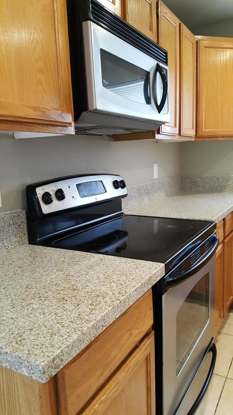 3136 E Chipman Rd, Phoenix, AZ 85040