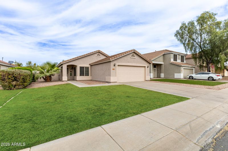 3136 E Desert Ln, Gilbert, AZ 85234