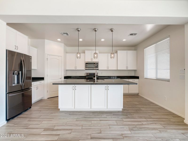 3136 E Quenton St, Mesa, AZ 85213