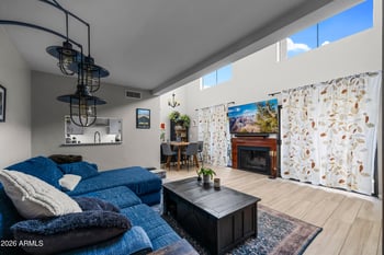 3136 38th St #11, Phoenix, AZ 85018