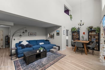 3136 38th St #11, Phoenix, AZ 85018