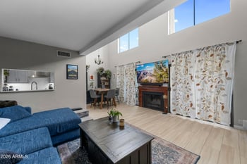 3136 38th St #11, Phoenix, AZ 85018