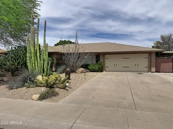 3136 Taro Ln, Phoenix, AZ 85027