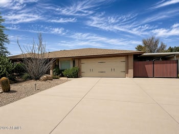 3136 Taro Ln, Phoenix, AZ 85027