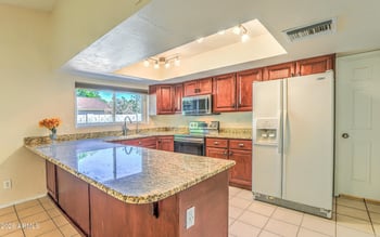3136 Tierra Buena Ln, Phoenix, AZ 85053