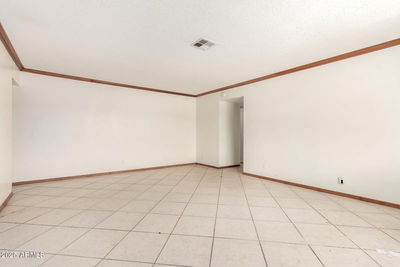 3136 Voltaire Ave, Phoenix, AZ 85029