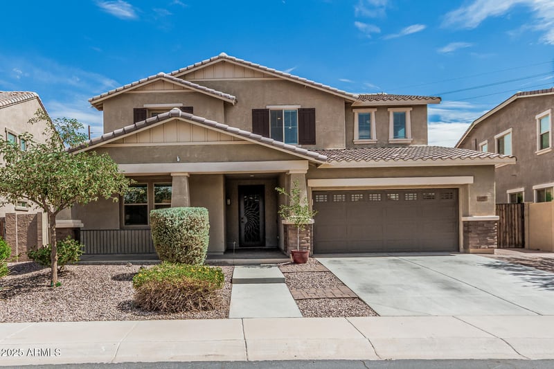 3137 Loma Vi, Mesa, AZ 85213