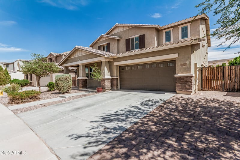 3137 Loma Vi, Mesa, AZ 85213