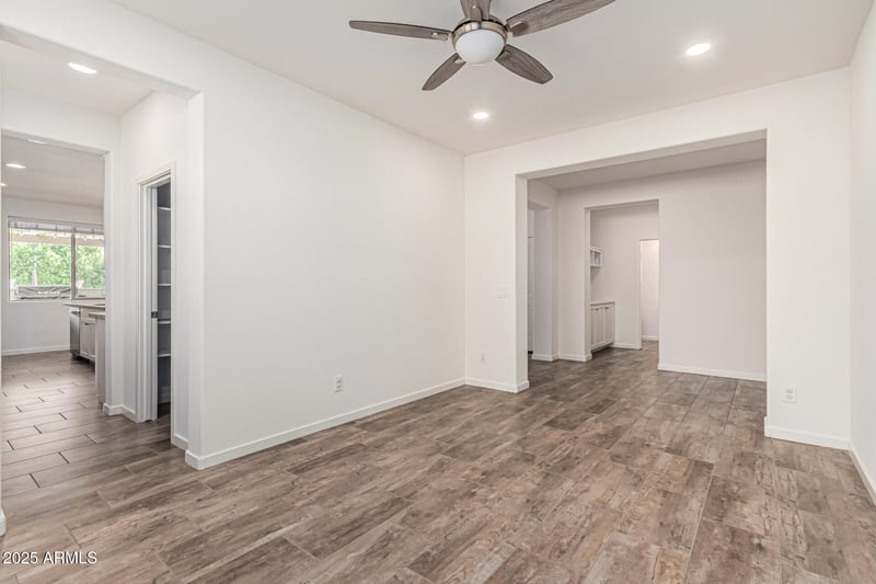 3137 Loma Vi, Mesa, AZ 85213