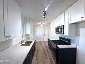 3137 Turney Ave, Phoenix, AZ 85017