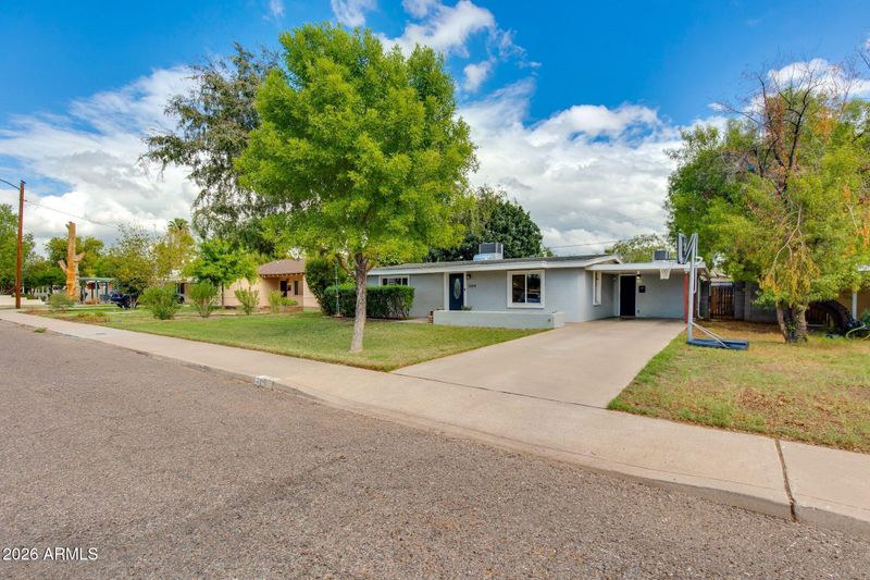 3139 N 21st Pl, Phoenix, AZ 85016
