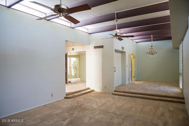 3139 N 48th St, Phoenix, AZ 85018