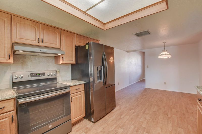 3139 W Morrow Dr, Phoenix, AZ 85027