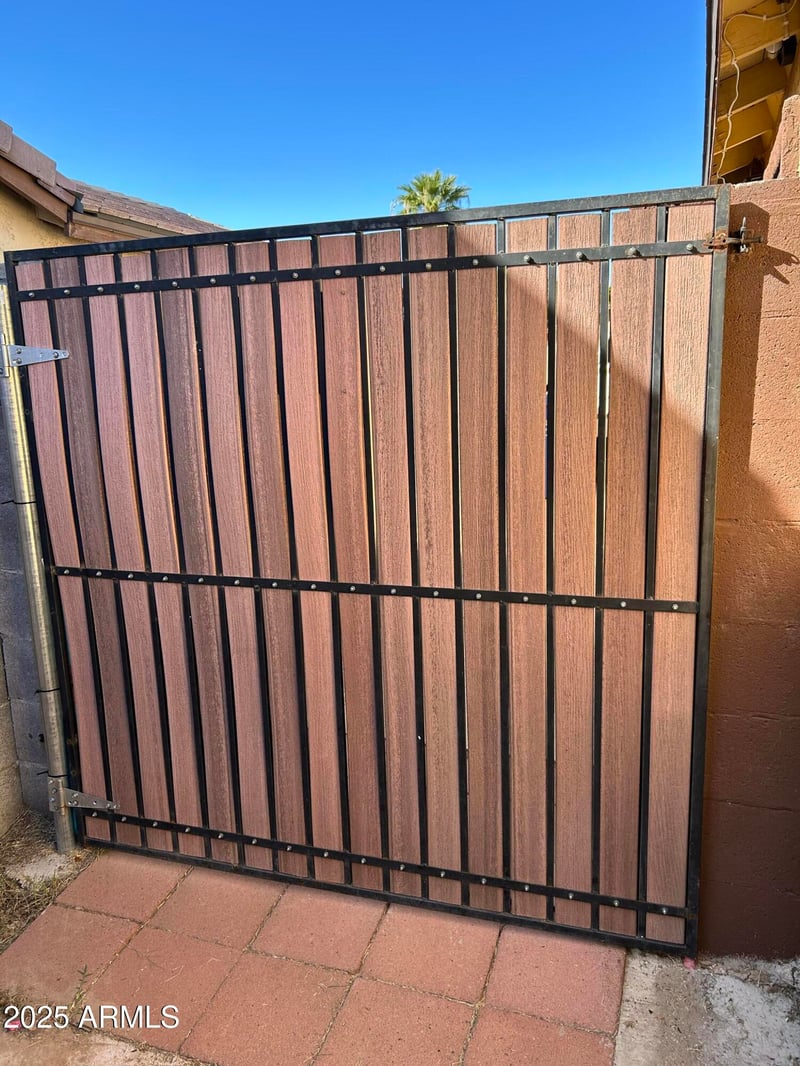 3139 Windrose Dr, Phoenix, AZ 85029