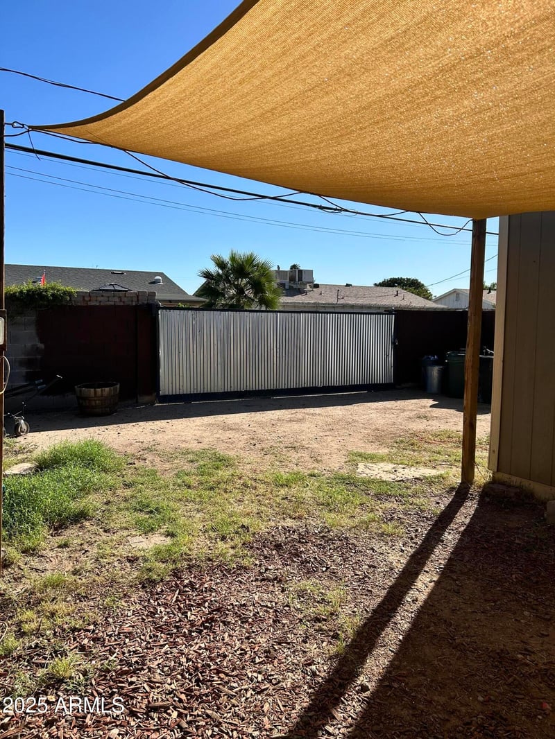 3139 Windrose Dr, Phoenix, AZ 85029