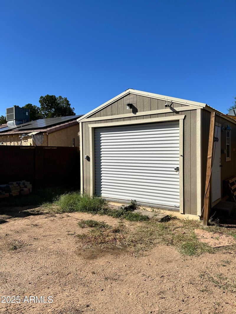 3139 Windrose Dr, Phoenix, AZ 85029