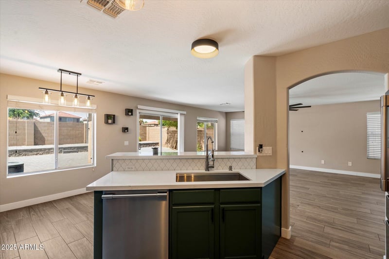 31390 Cactus Dr, San Tan Valley, AZ 85143