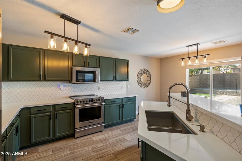 31390 Cactus Dr, San Tan Valley, AZ 85143