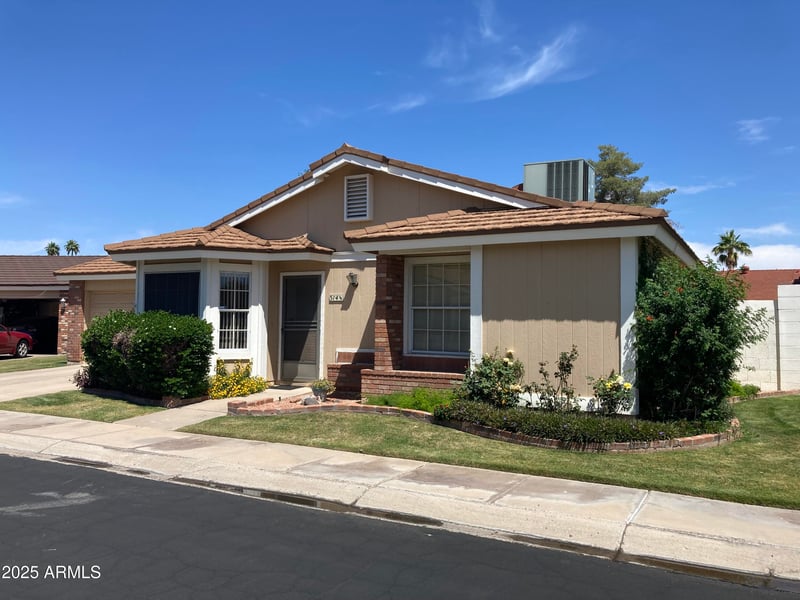 314 Campo Bello Dr, Phoenix, AZ 85022
