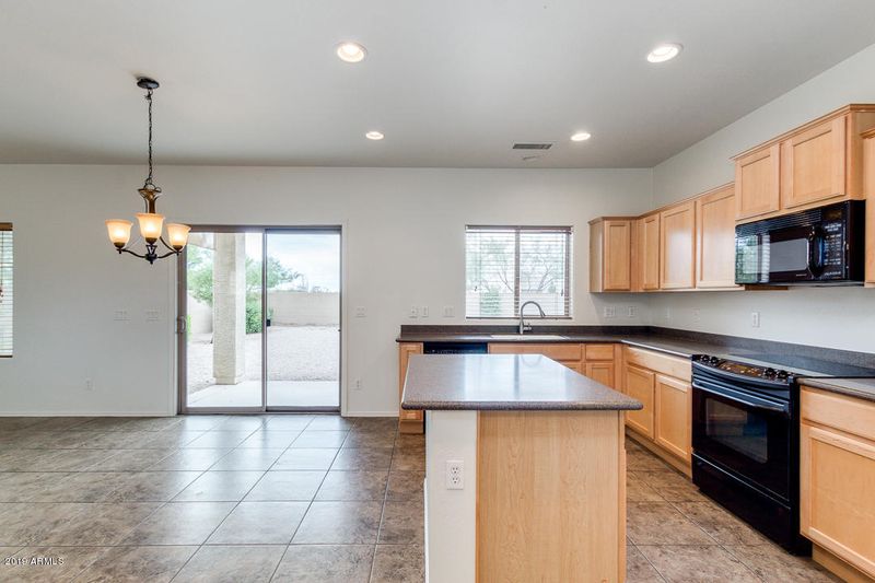 314 E Backman St, San Tan Valley, AZ 85140