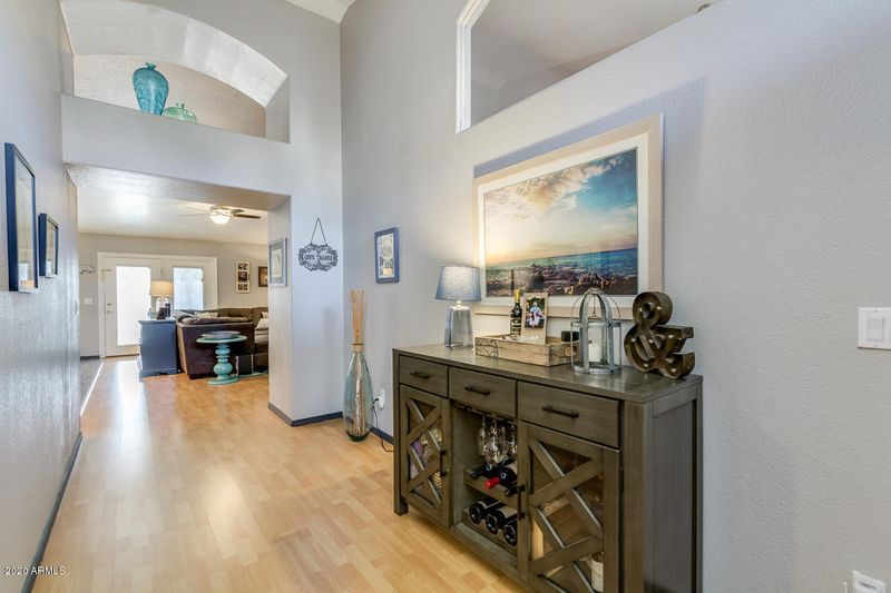 314 S Golden Key Dr, Gilbert, AZ 85233
