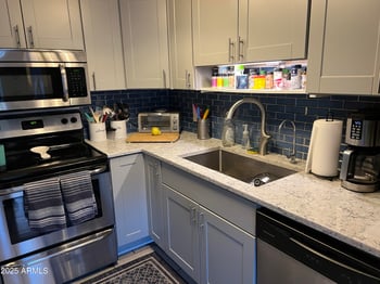314 Sequoia Dr, Phoenix, AZ 85024