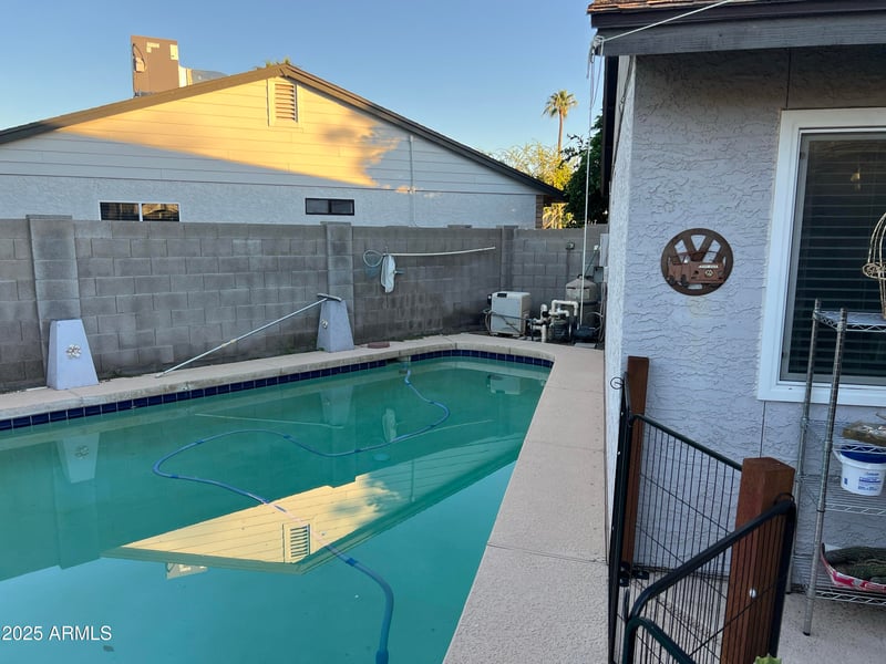 314 Sequoia Dr, Phoenix, AZ 85024