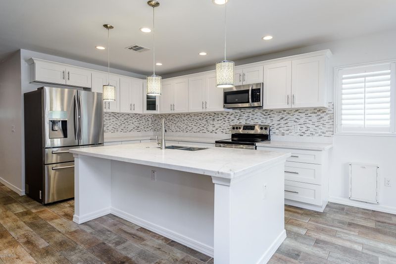 3140 N 26th Pl, Phoenix, AZ 85016