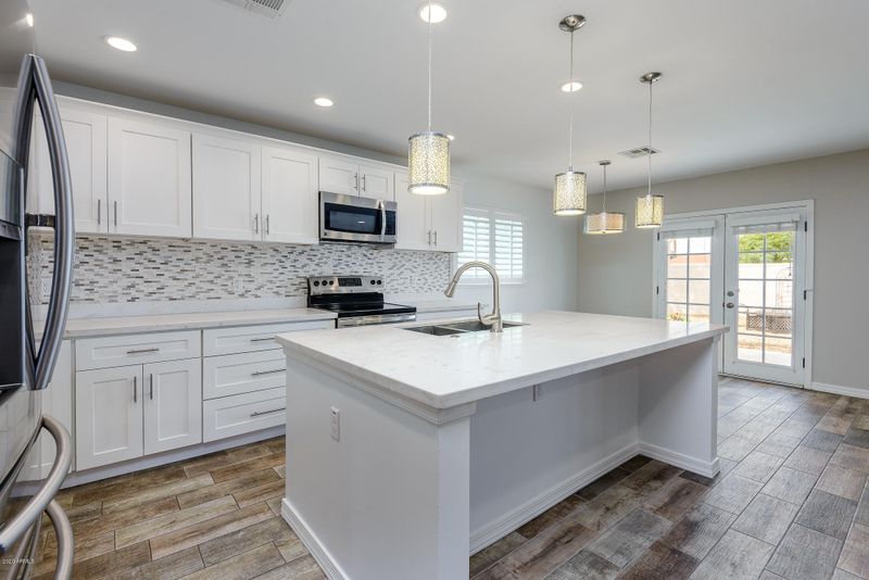 3140 N 26th Pl, Phoenix, AZ 85016