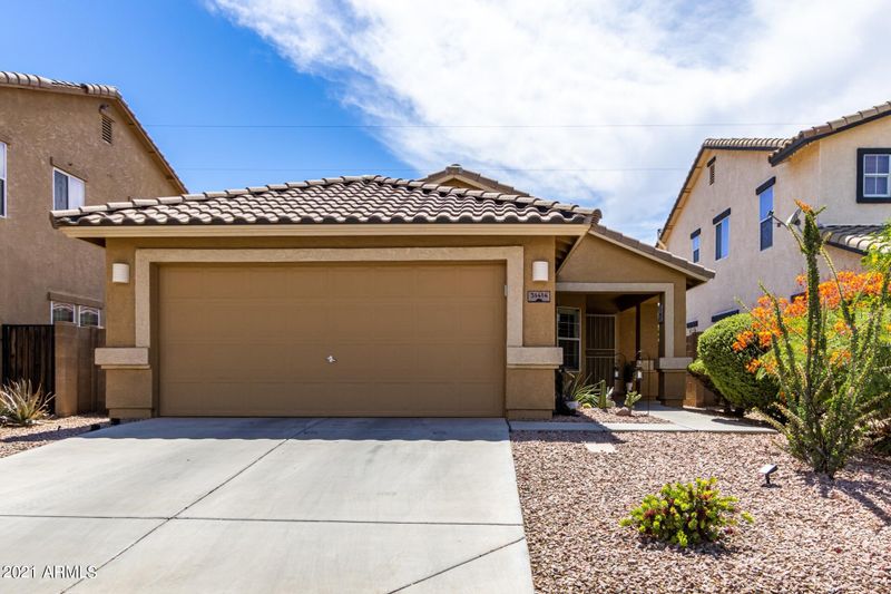 31414 N Cheyenne Dr, San Tan Valley, AZ 85143