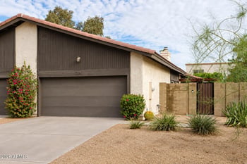 3142 E Clarendon Ave, Phoenix, AZ 85016