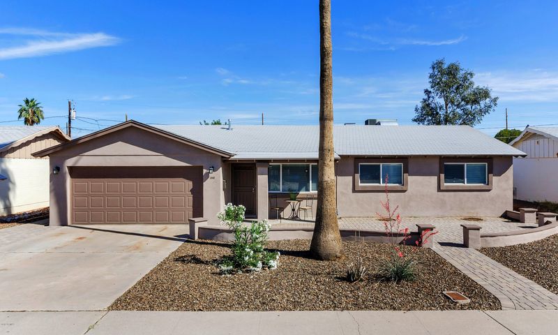 3142 W Sharon Ave, Phoenix, AZ 85029