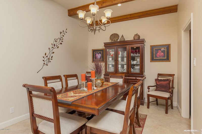3143 N 48th St, Phoenix, AZ 85018