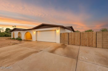 3143 W Julie Dr, Phoenix, AZ 85027