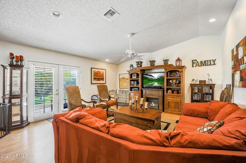 3145 E John Cabot Dr, Phoenix, AZ 85032