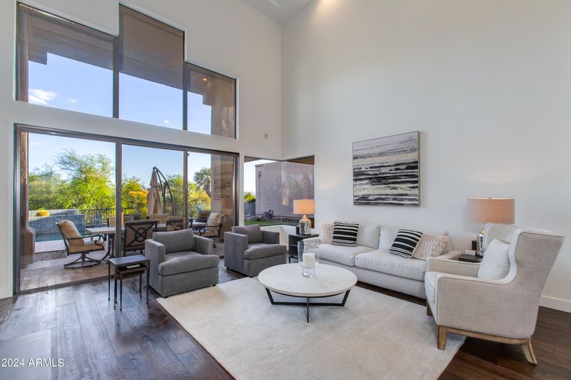 3145 E Sierra Vista Dr, Phoenix, AZ 85016