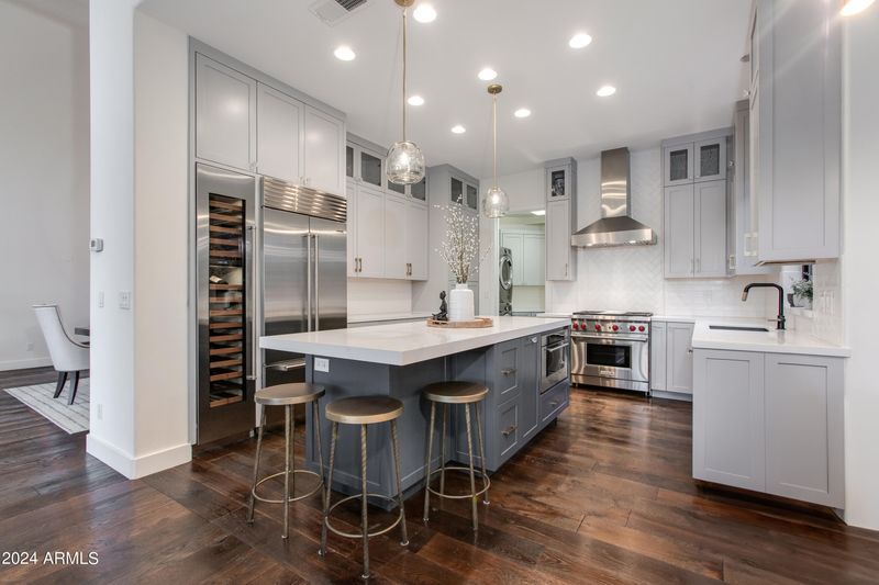 3145 E Sierra Vista Dr, Phoenix, AZ 85016