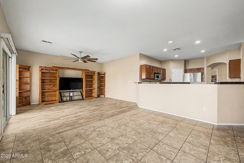 31457 N Candlewood Dr, San Tan Valley, AZ 85143