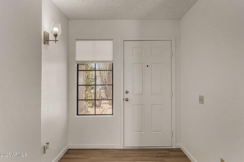 3146 Irma Ln, Phoenix, AZ 85027