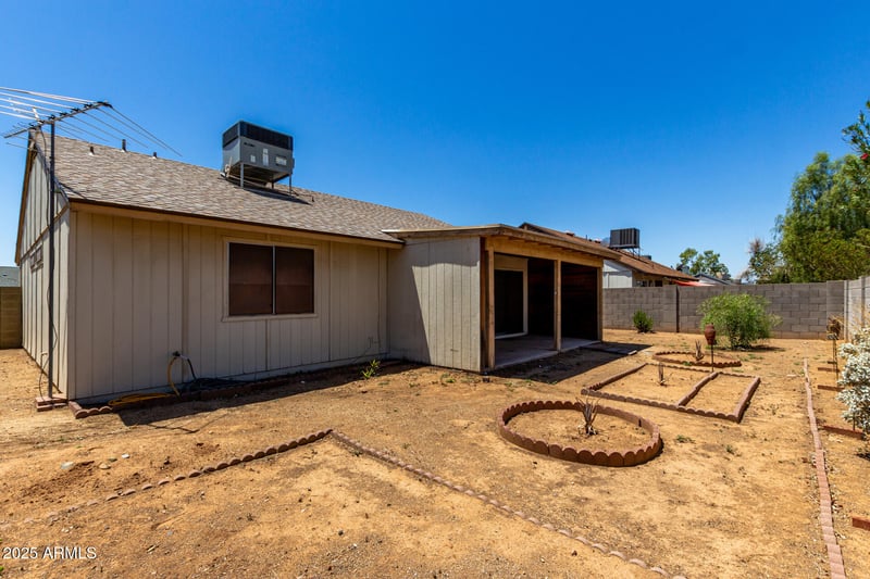 3146 Irma Ln, Phoenix, AZ 85027