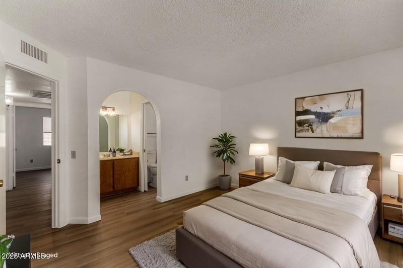 3146 Irma Ln, Phoenix, AZ 85027