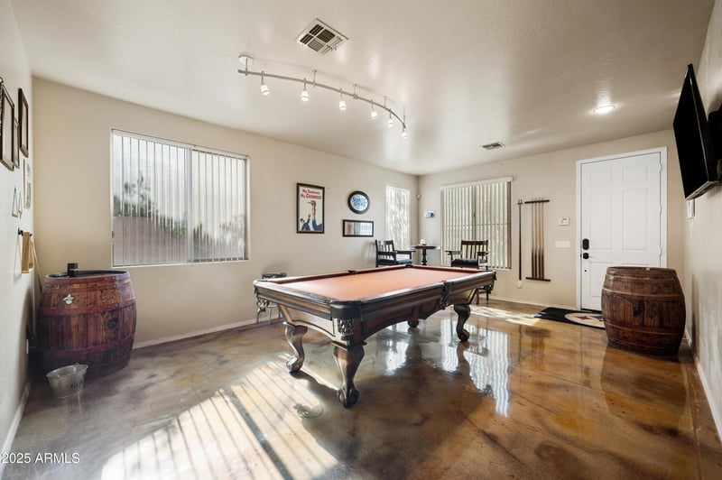 3147 Vallejo Dr, Gilbert, AZ 85298