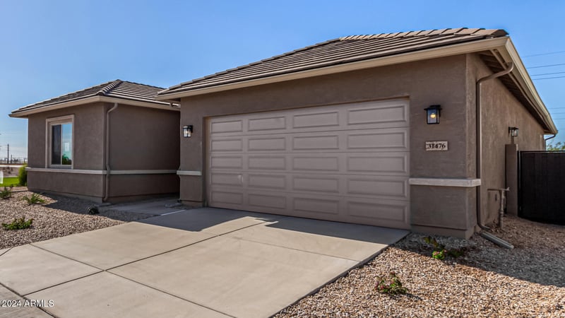 31476 Hayweather Ln, San Tan Valley, AZ 85143