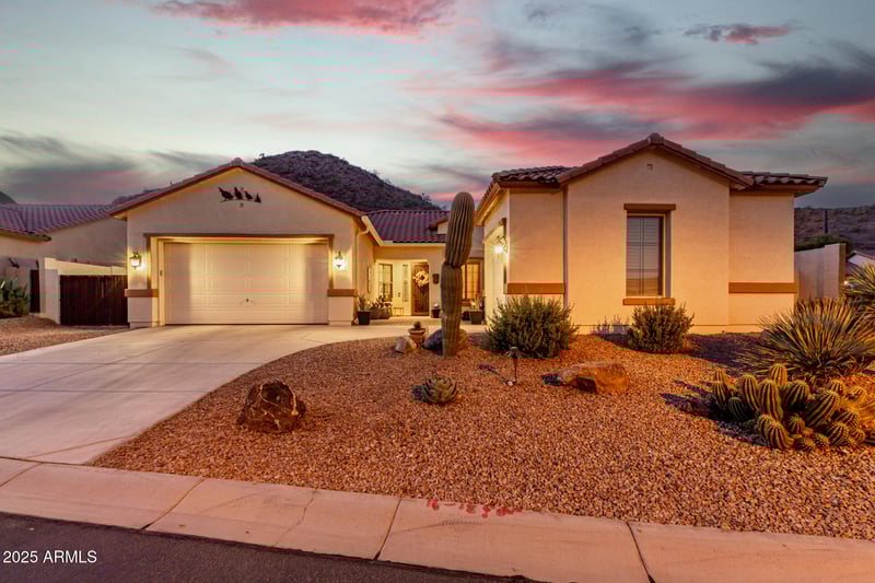 31492 Sonza Way, San Tan Valley, AZ 85143