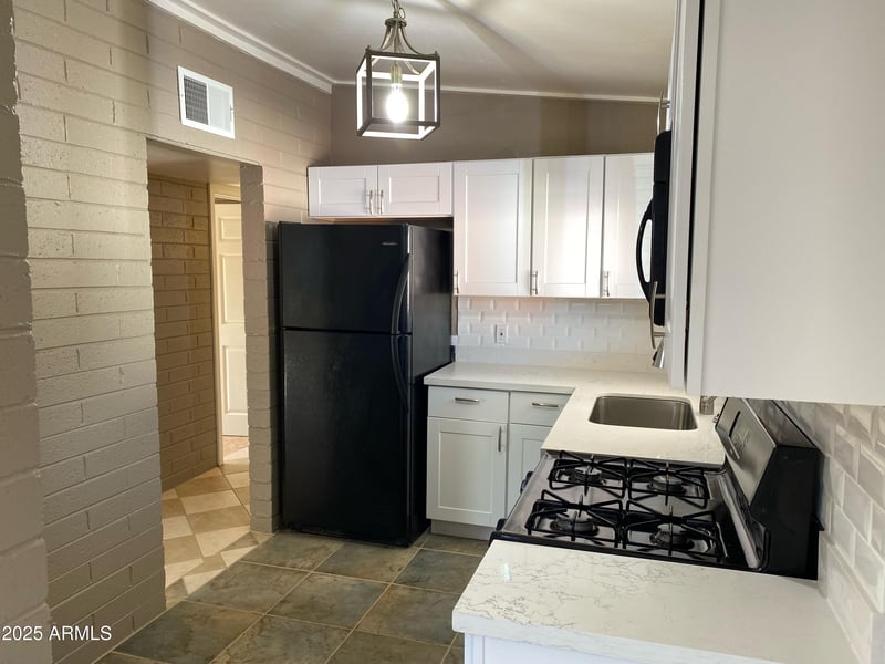 315 Beck Ave, Tempe, AZ 85281