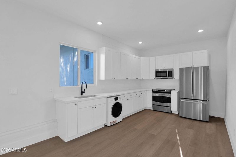 315 E Carol Ave, Phoenix, AZ 85020