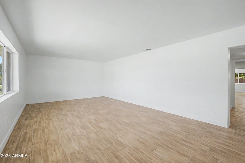 315 Encanto Dr, Tempe, AZ 85281