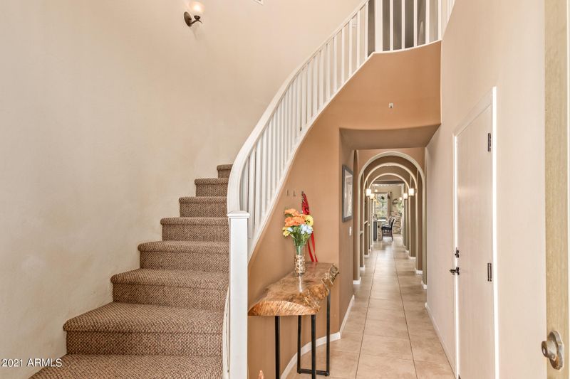 315 E Summerside Rd, Phoenix, AZ 85042