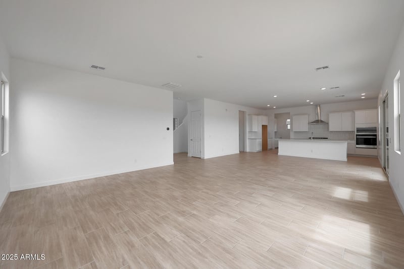 315 Flax Dr, San Tan Valley, AZ 85140