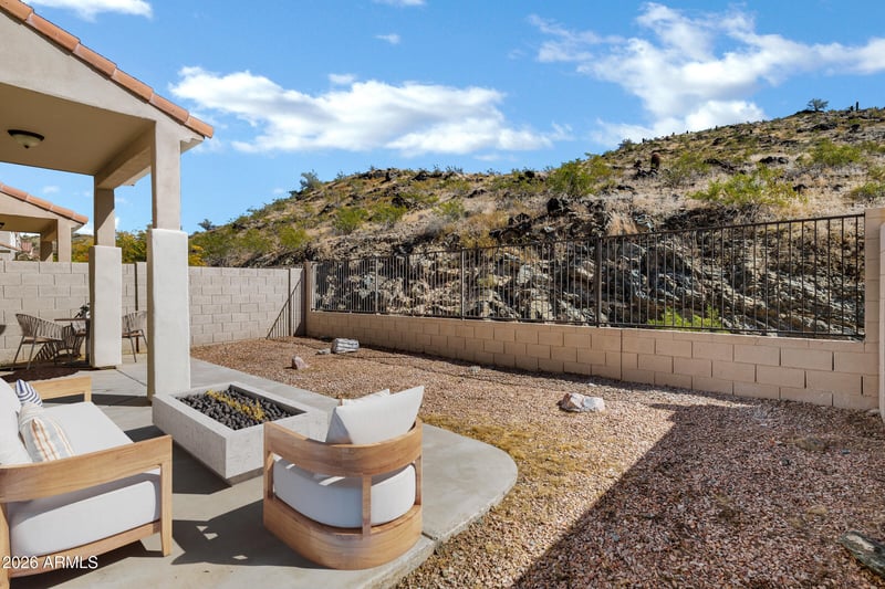 315 Mountain Sage Dr, Phoenix, AZ 85045